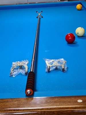 Telescopic cue rest